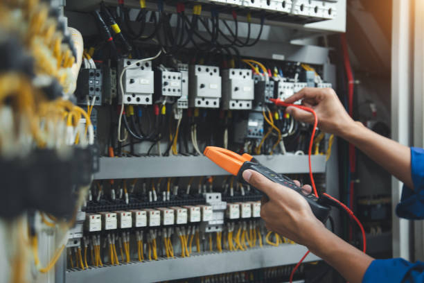 Best Licensed Electrician  in Mondovi, WI